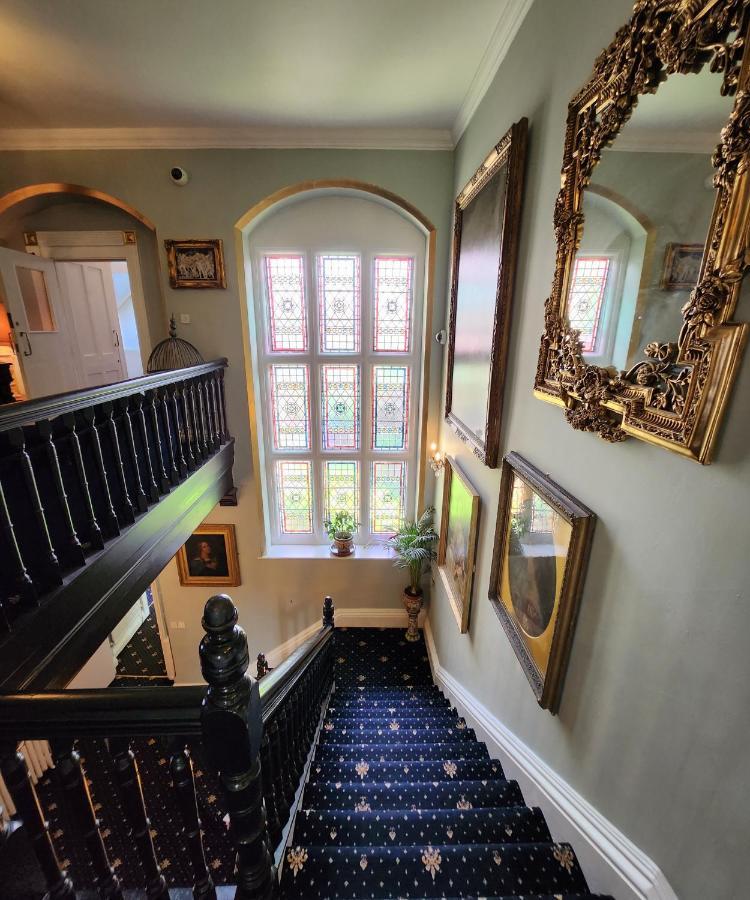 מלון בריסטול The Gothic Mansion מראה חיצוני תמונה